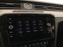 VW Passat Variant Highline TDI SCR DSG in DEEP BLACK PERLEFFEKT