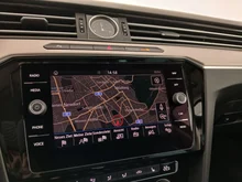 VW Passat Variant Highline TDI SCR DSG in DEEP BLACK PERLEFFEKT