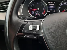 VW Passat Variant Highline TDI SCR DSG in DEEP BLACK PERLEFFEKT