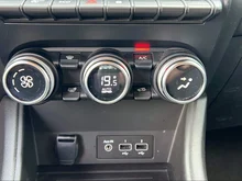 Mitsubishi ASX 1,3 DI-T MHEV Intense in mittelrot - metallic