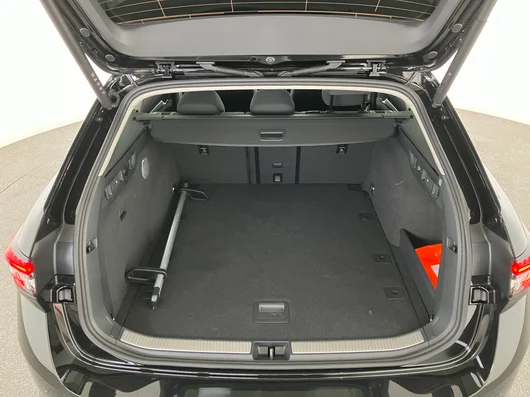 Bild eines Škoda Superb Combi Selection TDI DSG