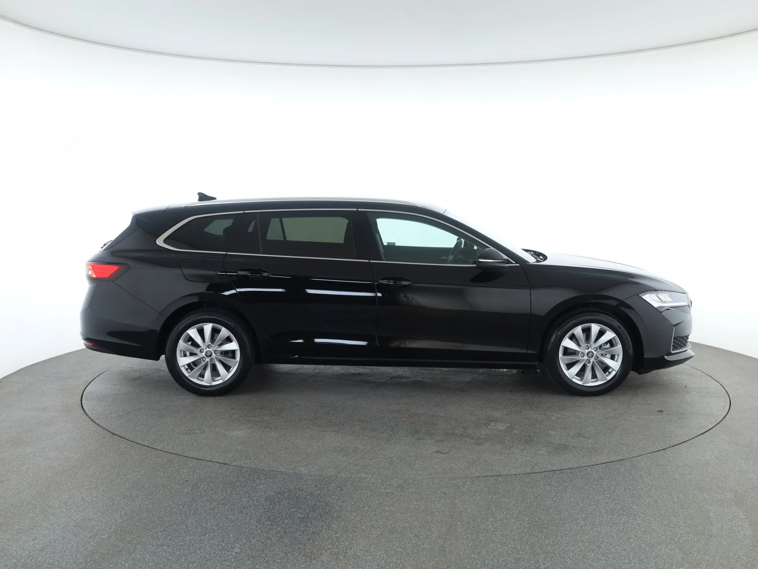 Bild eines Škoda Superb Combi Selection TDI DSG