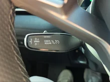 Škoda Peaq Sportline 90 in Graphit-Grau Metallic