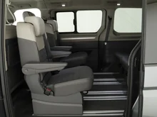 VW Multivan Edition ÜH eHybrid 180 kW 4M in Indiumgrau Metallic/Dach Deepblack
