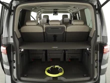 VW Multivan Edition ÜH eHybrid 180 kW 4M in Indiumgrau Metallic/Dach Deepblack
