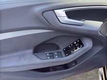 Audi A5 Limousine e-hybrid quattro 220 kW in Mythosschwarz Metallic