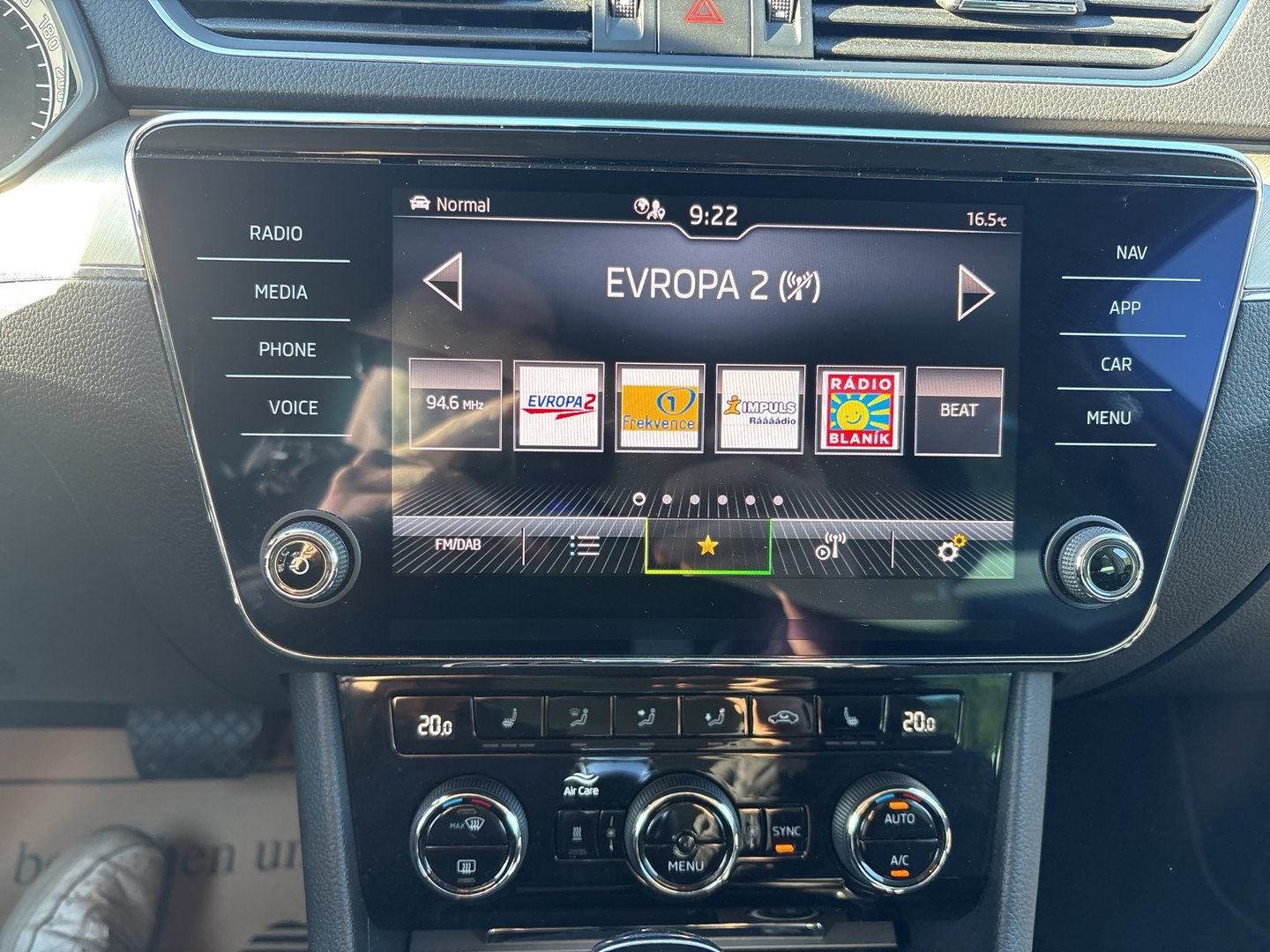 Škoda Superb Combi Style TDI DSG | Bild 15 von 23