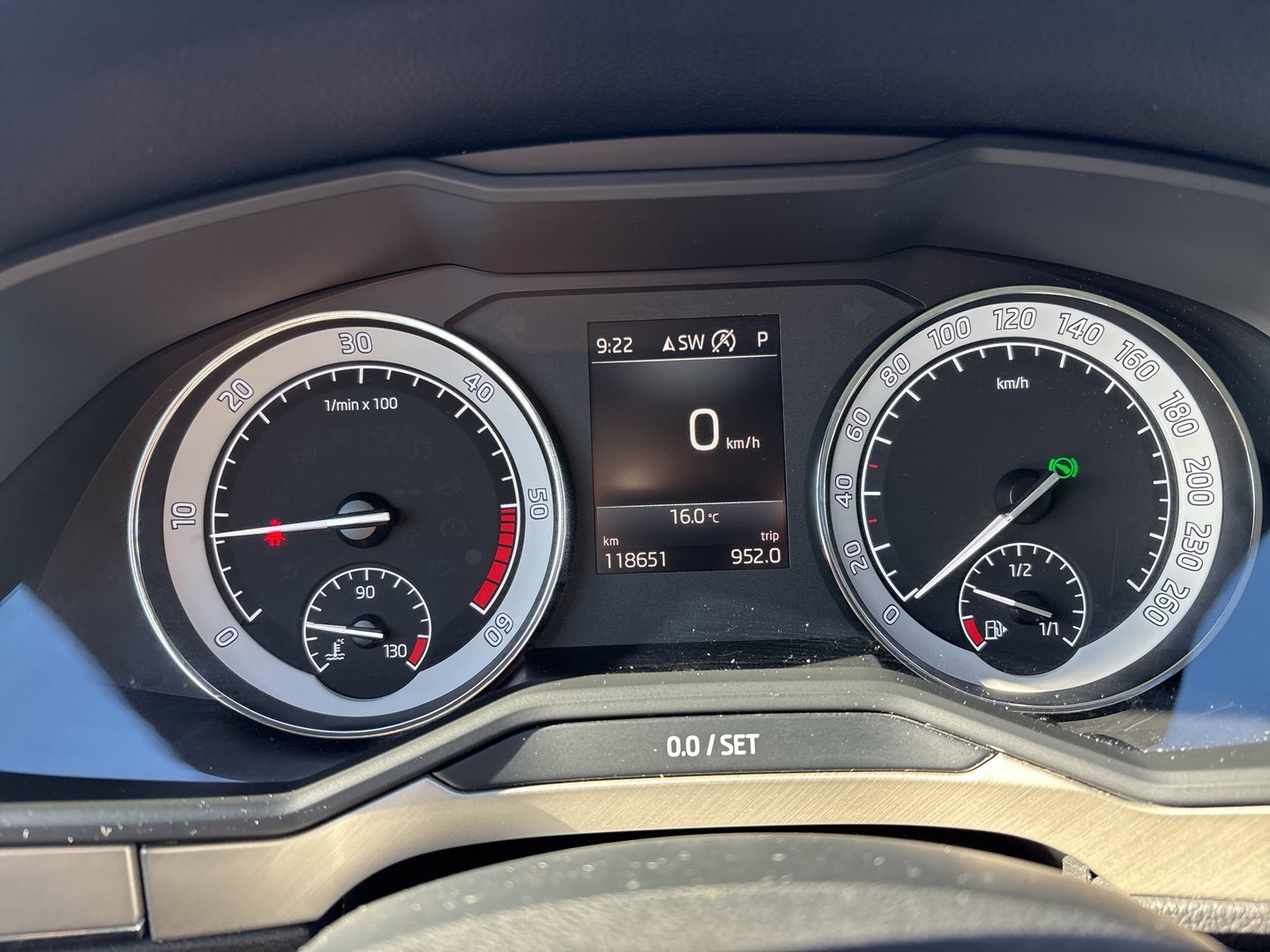 Škoda Superb Combi Style TDI DSG | Bild 14 von 23