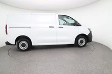 VW Kastenwagen Transporter Kastenwagen TDI in Clear White