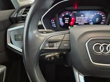 Audi Q3 35 TDI intense in Mythosschwarz Metallic