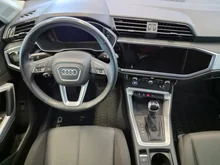 Audi Q3 35 TDI intense in Mythosschwarz Metallic
