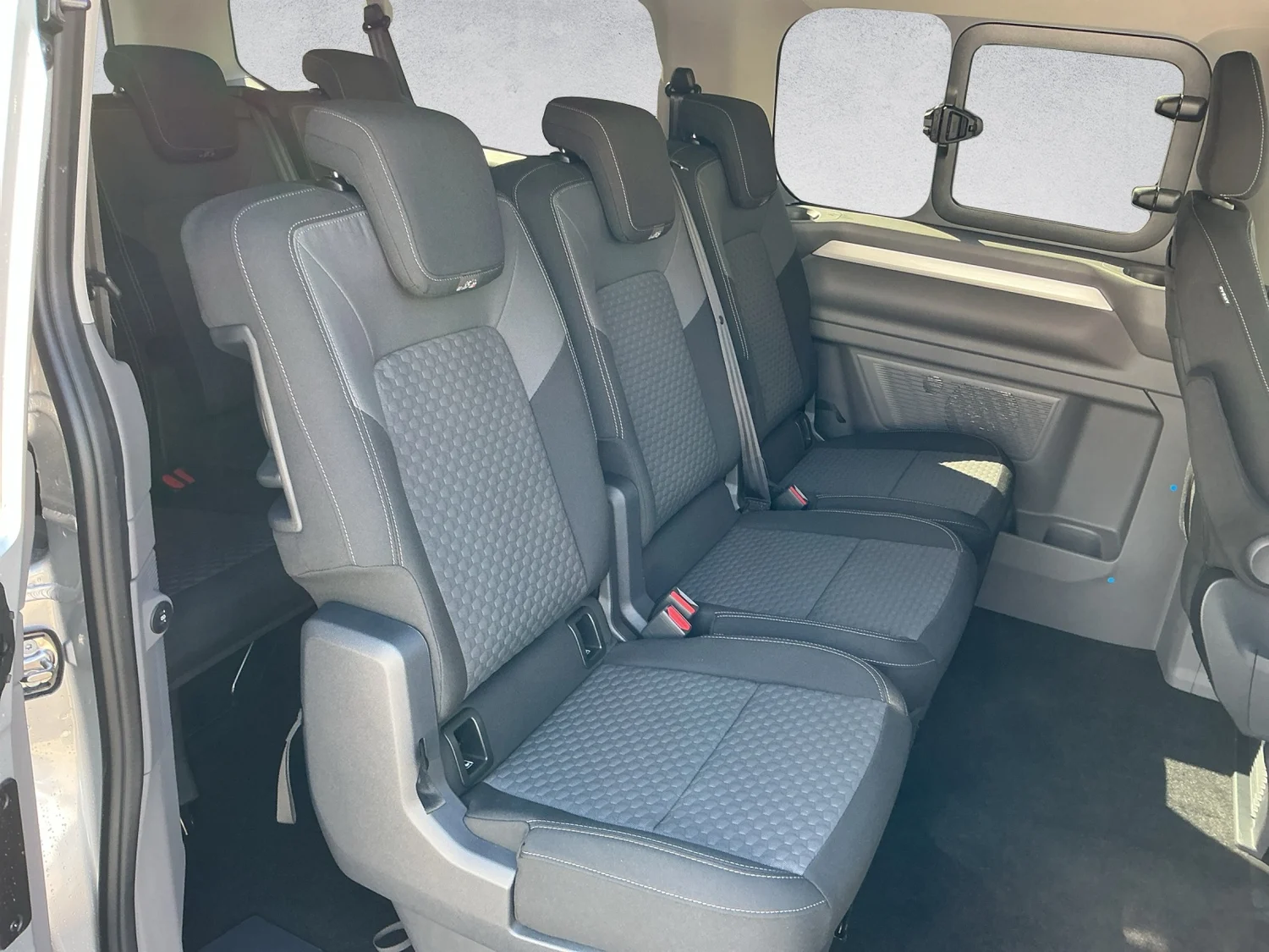 Bild eines VW Caravelle Life LR TDI 4MOTION