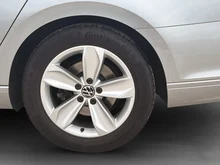 VW Passat Variant Business TDI 4MOTION DSG in PYRITSILBER METALLIC