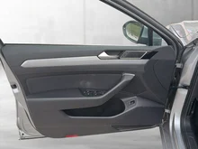 VW Passat Variant Business TDI 4MOTION DSG in PYRITSILBER METALLIC