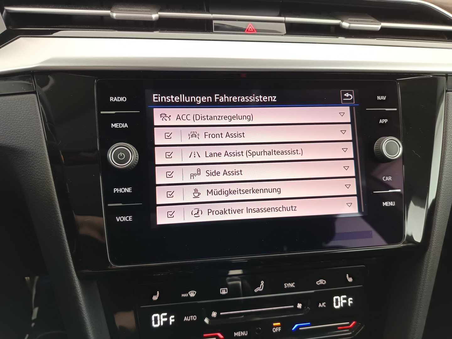 VW Arteon Elegance TDI DSG | Bild 26 von 34