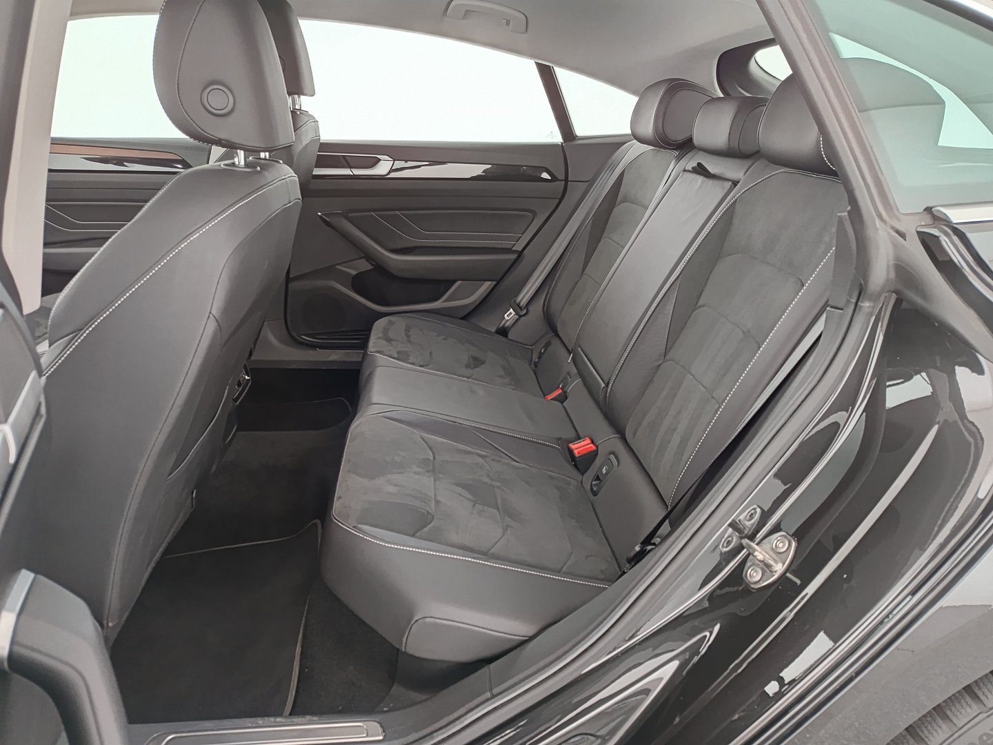 VW Arteon Elegance TDI DSG | Bild 30 von 34