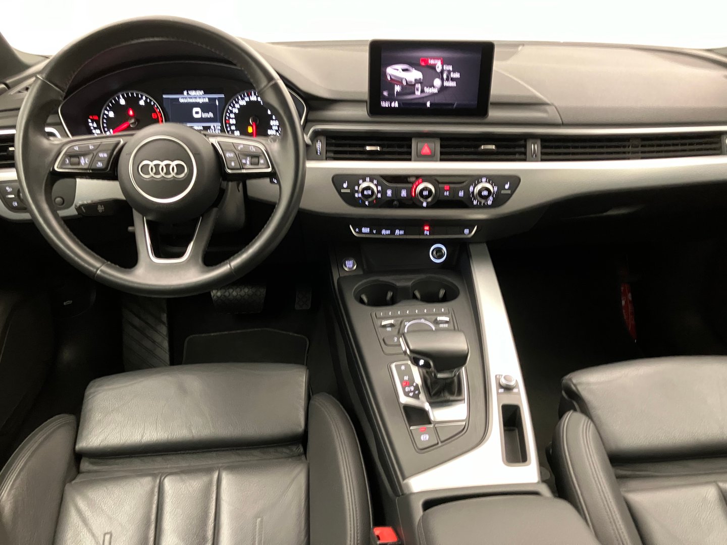 Audi A5 Sportback 30 TDI advanced | Bild 12 von 30