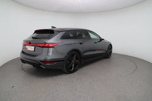 Bild eines Audi S6 Avant e-tron