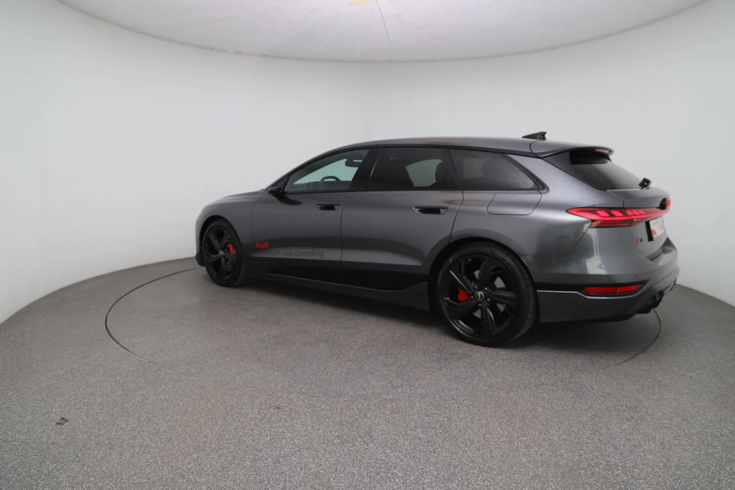 Bild eines Audi S6 Avant e-tron