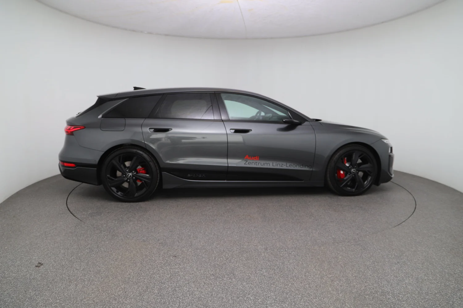 Bild eines Audi S6 Avant e-tron