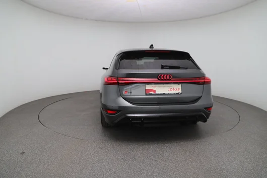 Bild eines Audi S6 Avant e-tron