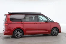 VW California Beach Camper TDI in Fortanarot Met./Dach Deepblack Perleff.