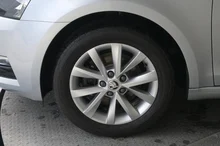 Thumbnail-Foto von Fahrzeug