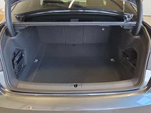 Audi A4 Limousine 45 TFSI quattro S line in daytonagrau perleff.