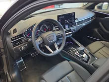 Audi A4 Limousine 45 TFSI quattro S line in daytonagrau perleff.