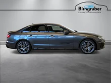 Audi A4 Limousine 45 TFSI quattro S line in daytonagrau perleff.