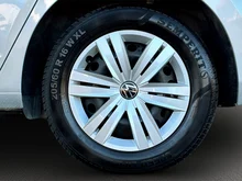 VW Touran TDI in Reflexsilber Metallic