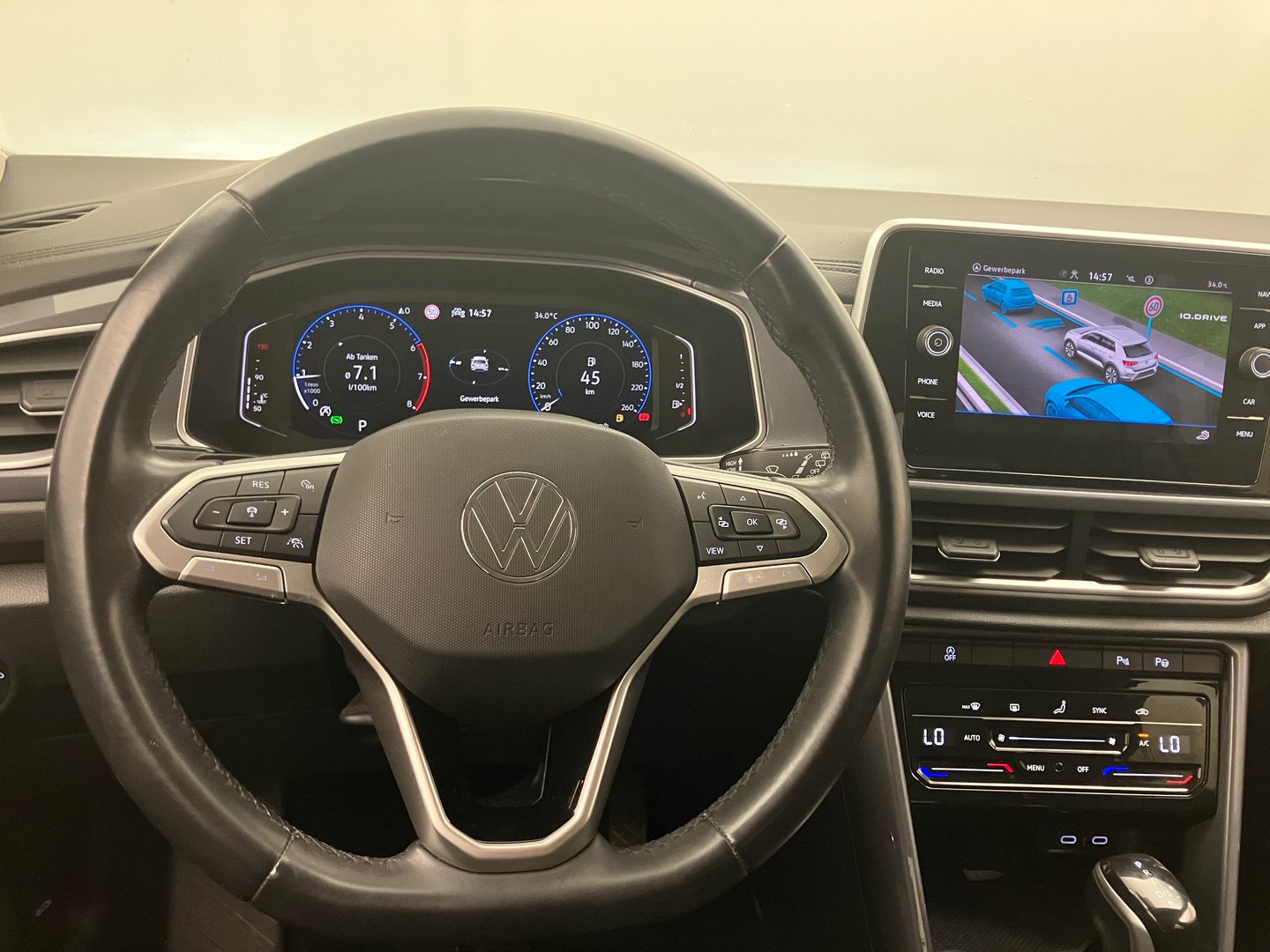 VW T-Roc Style TSI DSG | Bild 11 von 26