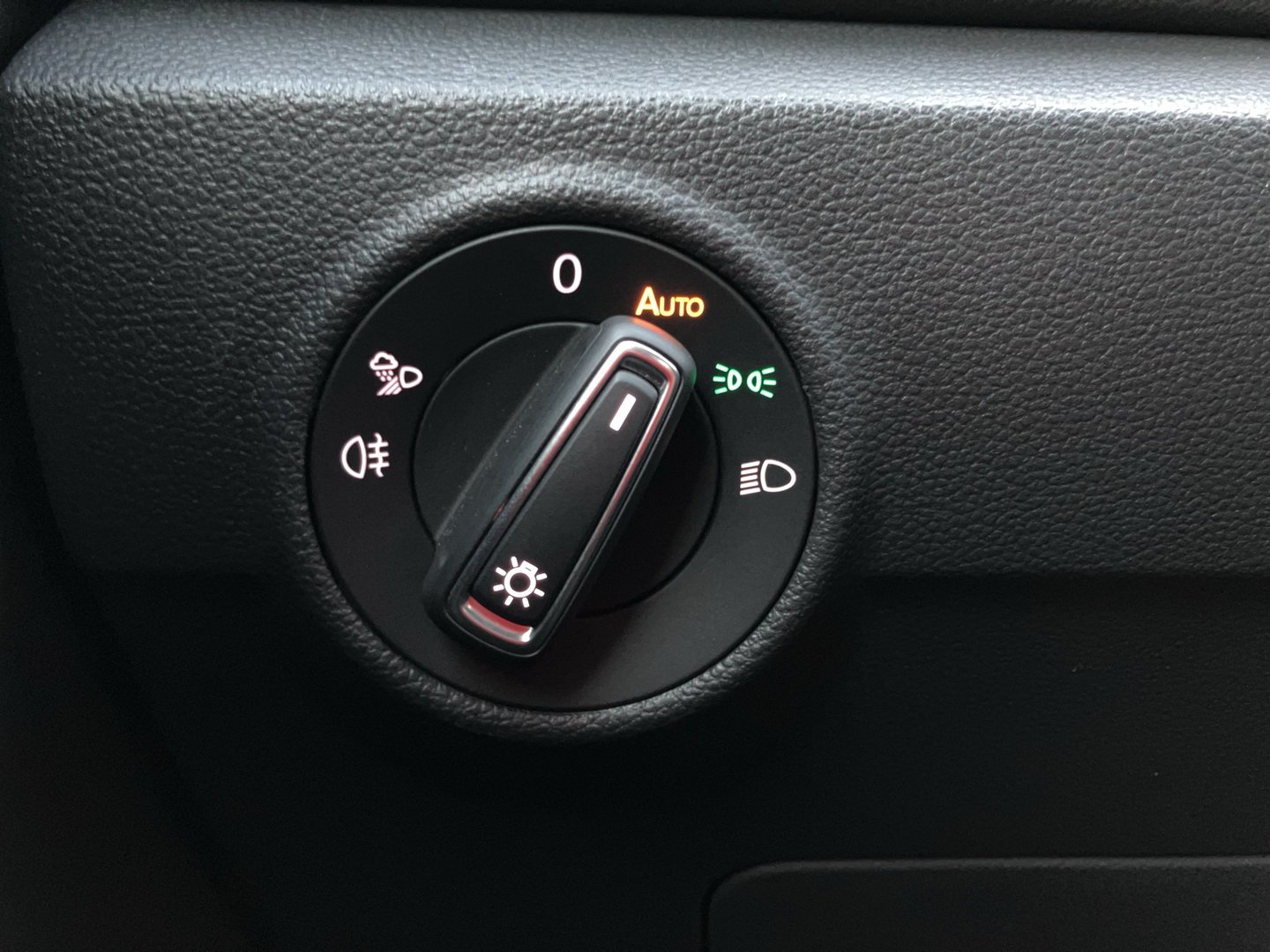 VW T-Roc Style TSI DSG | Bild 8 von 26