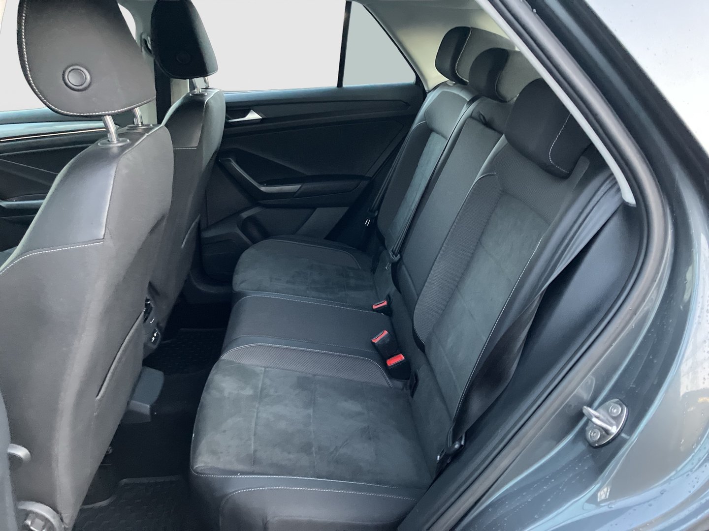 VW T-Roc Style TSI DSG | Bild 22 von 26