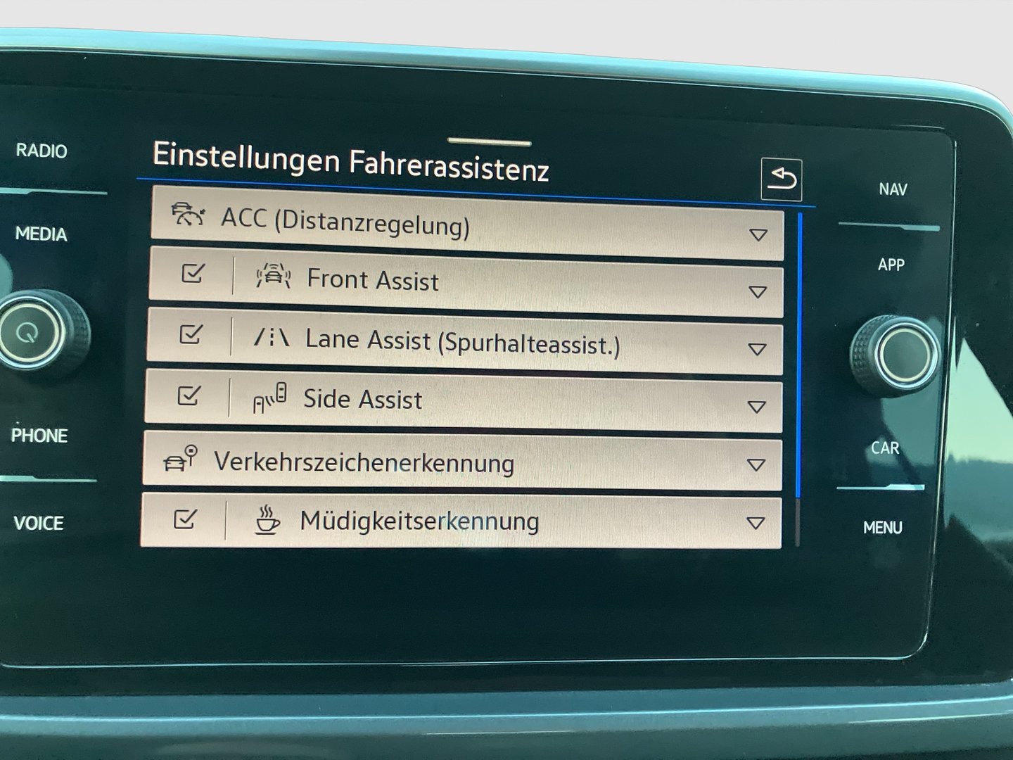 VW T-Roc Style TSI DSG | Bild 17 von 26