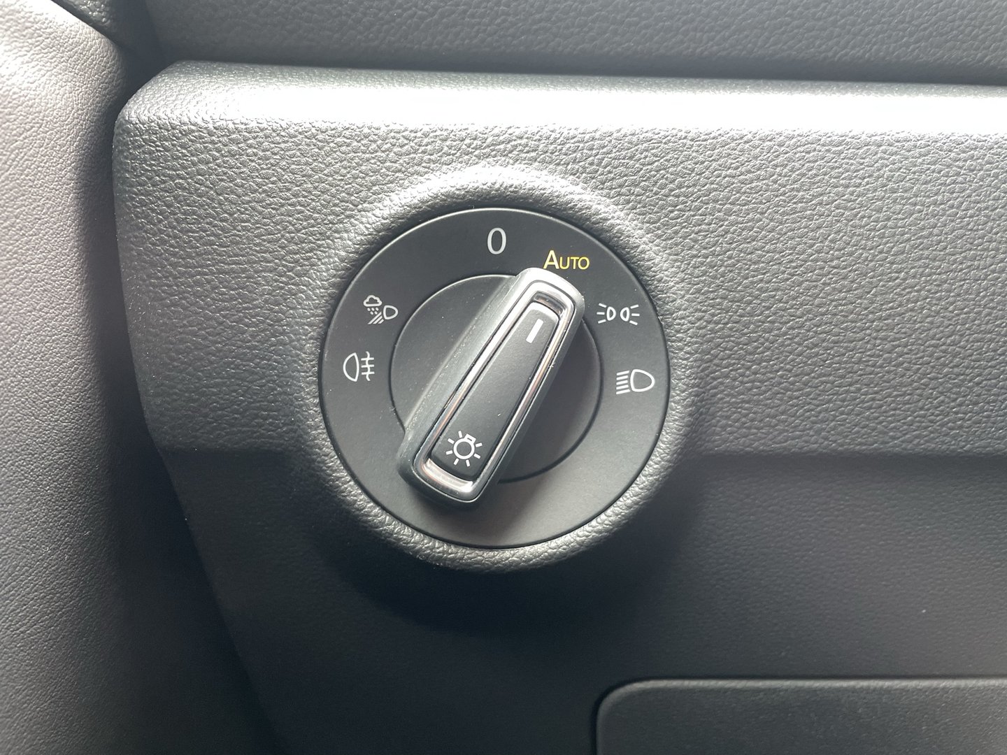 VW T-Roc Style TSI DSG | Bild 30 von 40