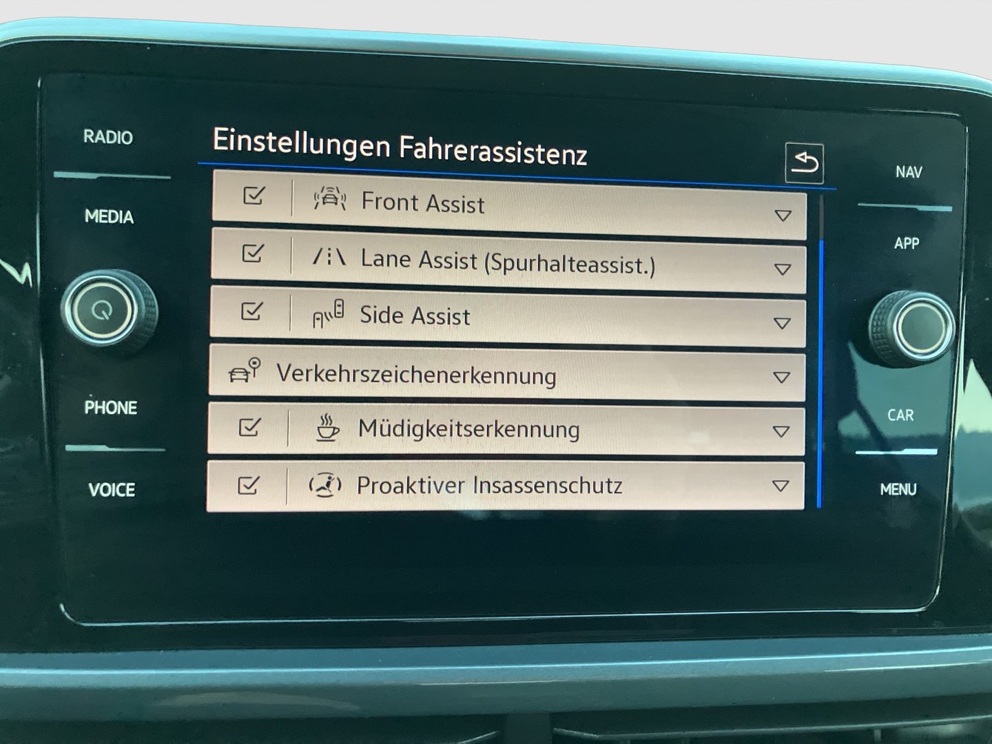 VW T-Roc Style TSI DSG | Bild 18 von 26