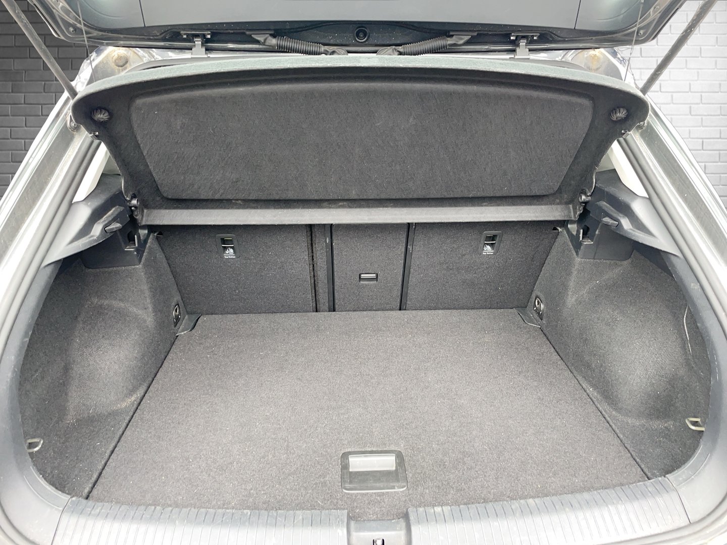 VW T-Roc Style TSI DSG | Bild 28 von 40