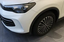 VW Tiguan Life eTSI DSG in PURE WHITE