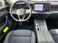 VW Passat Variant Business eHybrid 150kW in Diabasgrau Metallic