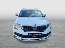 Škoda Kodiaq 4x4 SCOUT TDI DSG in Moon-Weiß Metallic