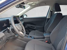 VW T-Roc Life eTSI DSG in Celestial Blue Dach Black Uni