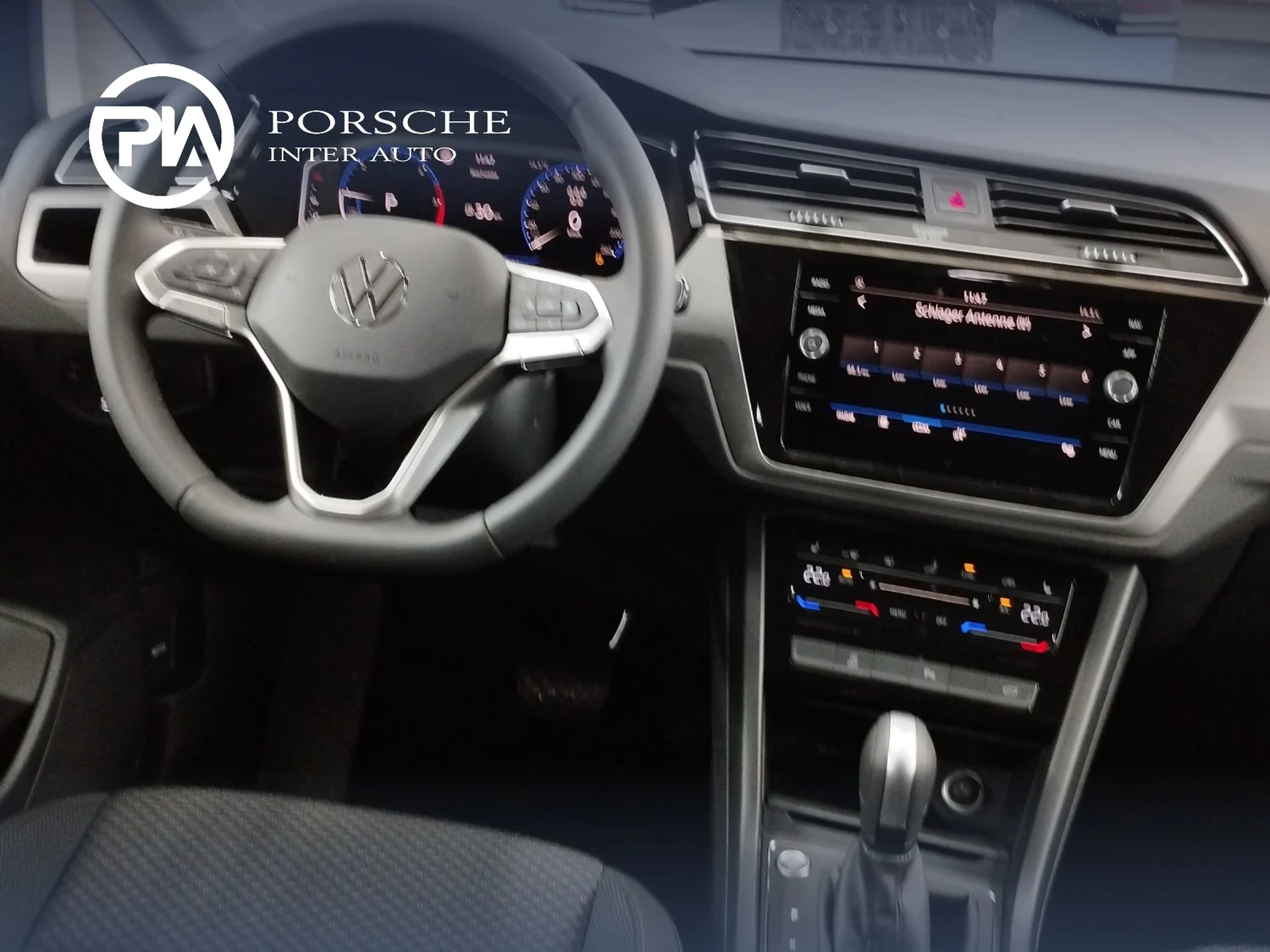 Bild eines VW Touran Friends TDI DSG