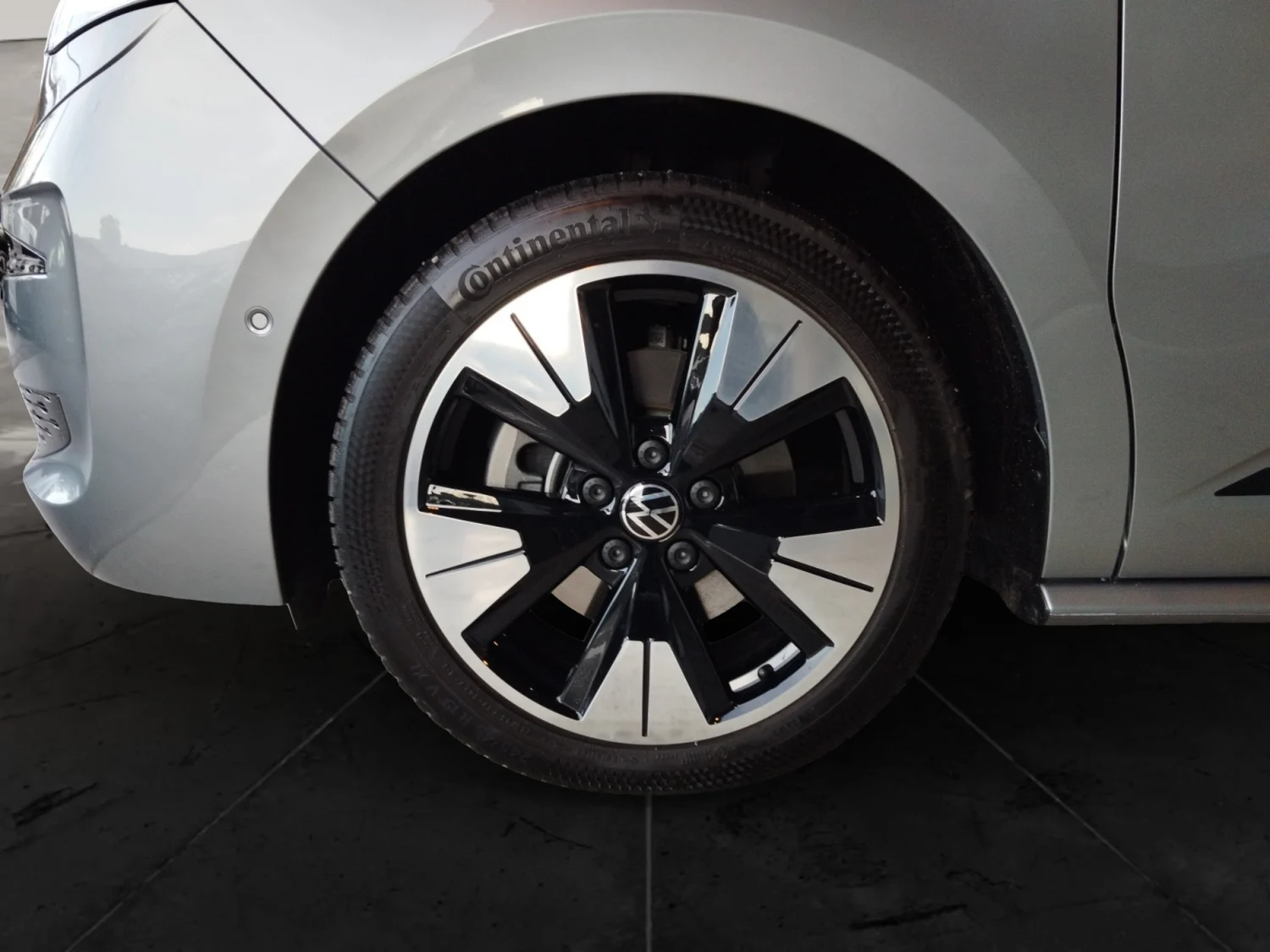 Bild eines VW Multivan Edition ÜH eHybrid 180 kW 4M