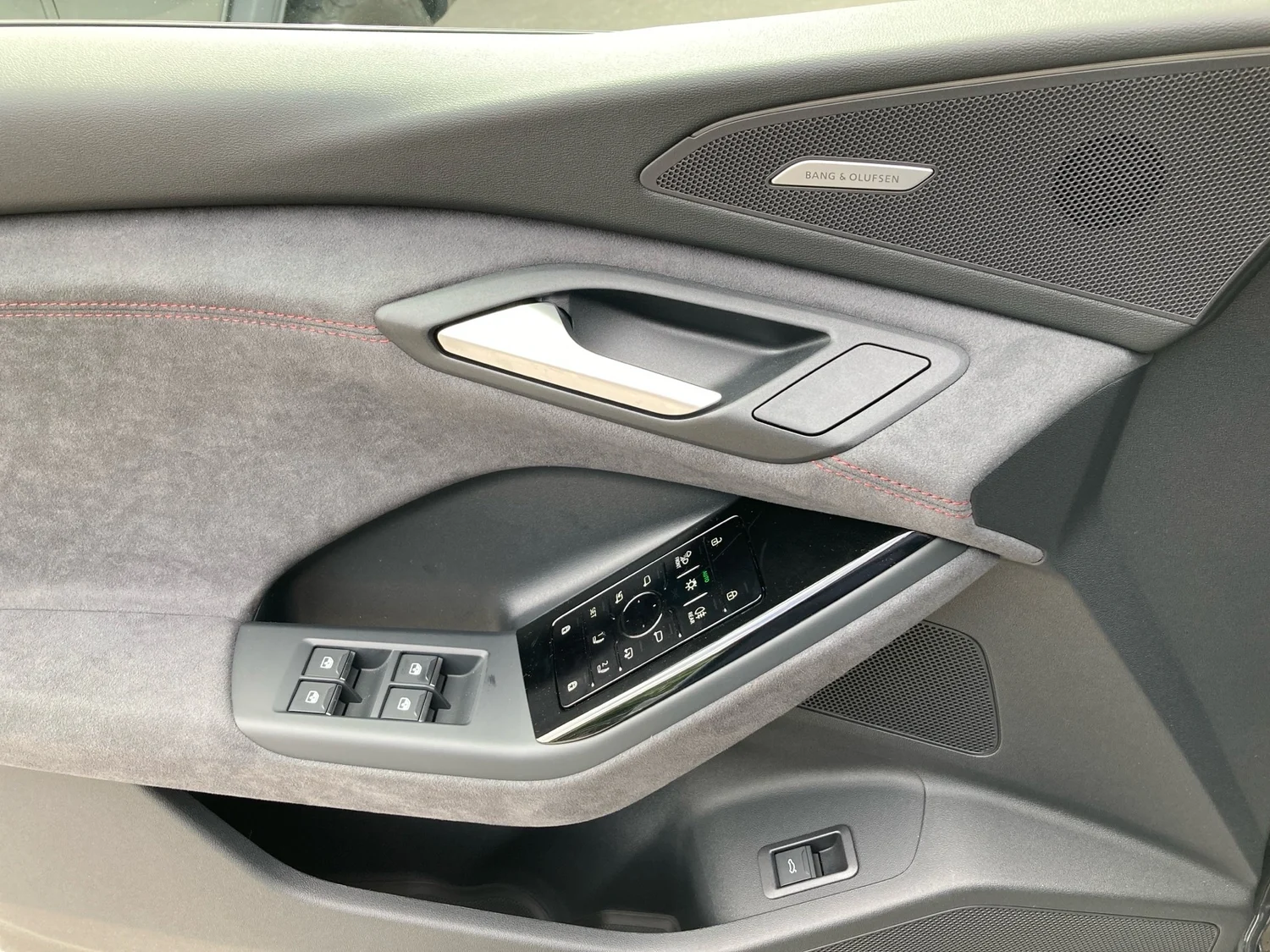 Bild eines Audi Q6 Sportback e-tron quattro