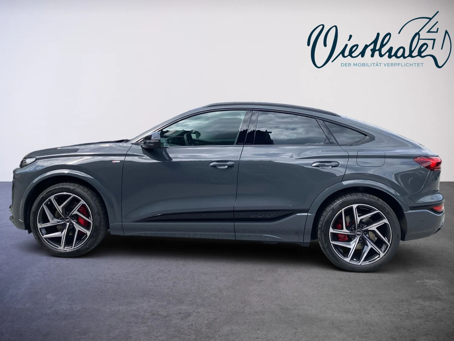 Bild eines Audi Q6 Sportback e-tron quattro