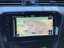 VW Passat Variant GTE in 2T Deep Black Perleffekt
