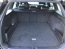 VW Passat Variant GTE in 2T Deep Black Perleffekt