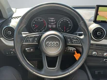 Audi Q2 30 TFSI in brillantschwarz Klar