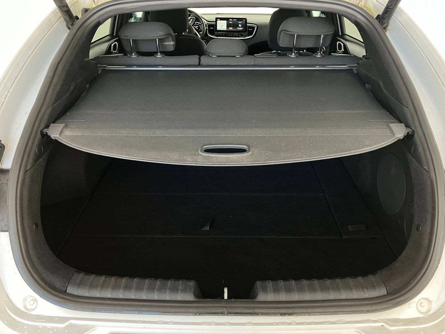 Kia pro ceed 1,6 CRDi SCR GT-Line | Bild 16 von 19